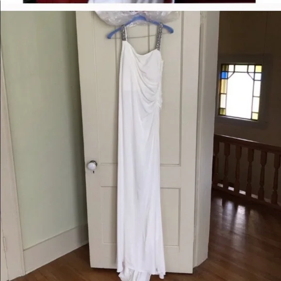 Beyond by Jovani White backless gown - Picture 6 of 9